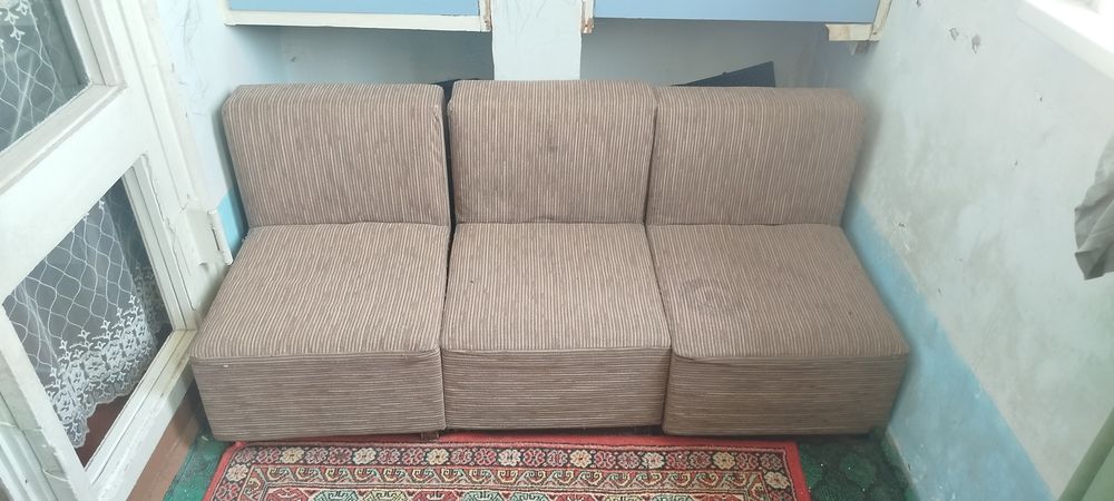 Отдам даром мебель