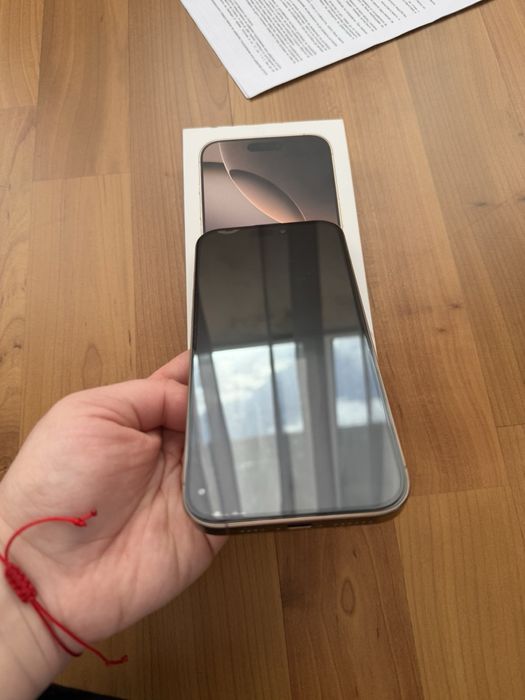 iPhone 16 Pro Max 256GB 36м Гаранция