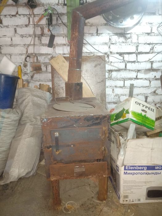Продам печь . Срочно.