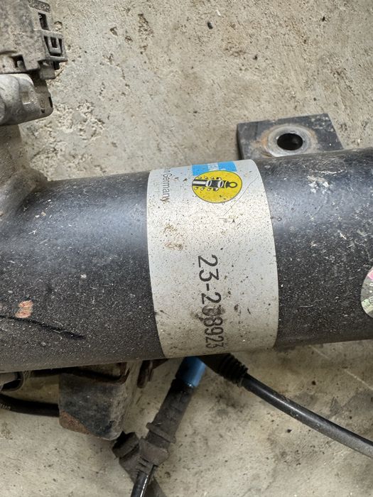 Адаптивни амортисьори ЕДЦ Бмв ф30/31(adaptivni amortisiori bmw f30/31)