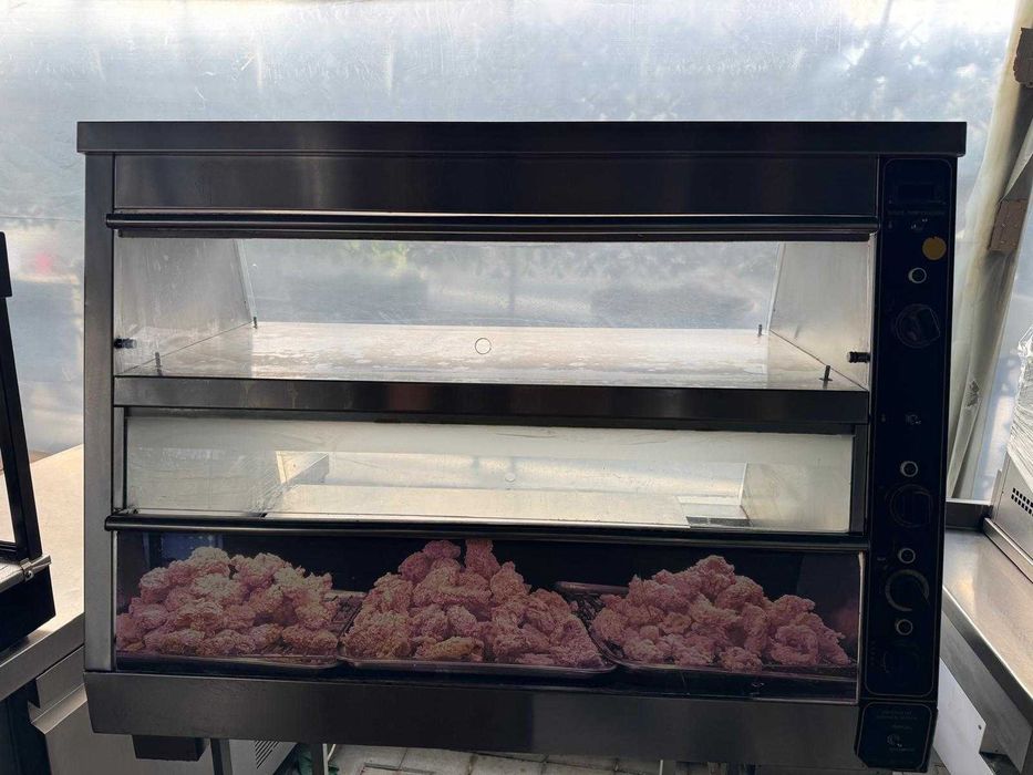 Utilaje de bucatarie - Hota, Friteuza, Masina tocat, Masa rece, Gril