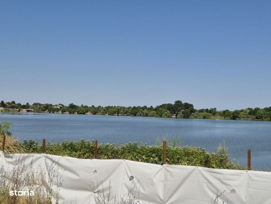 Priveliste spre lac!