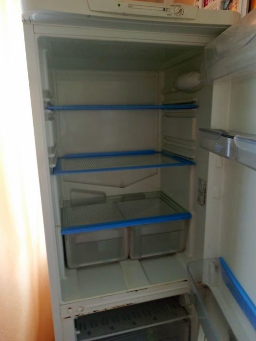 Холодильник Indesit б/у