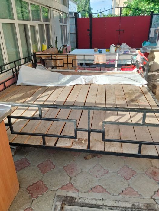 Топчан кованый для частного дома