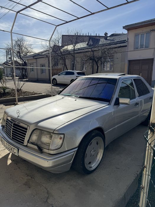 Mersides benz w124