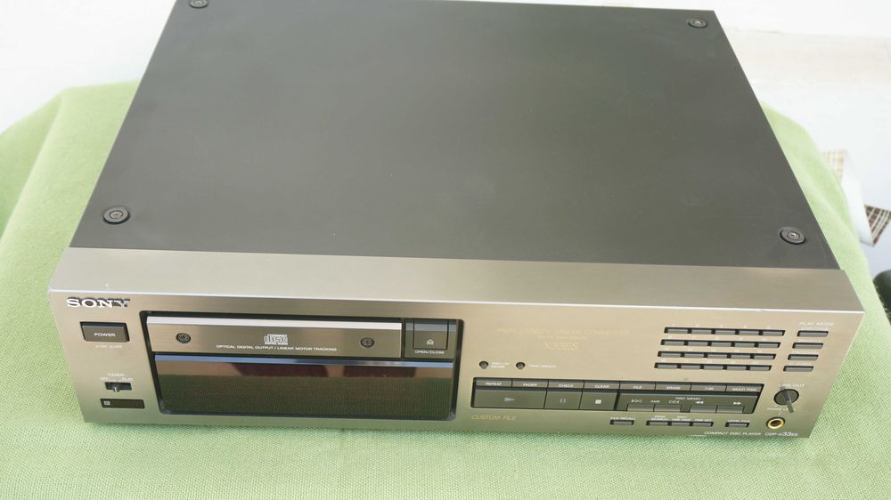 CD player SONY CDP-X33ES