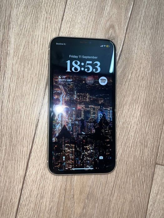 Продам iPhone 11, 64гб
