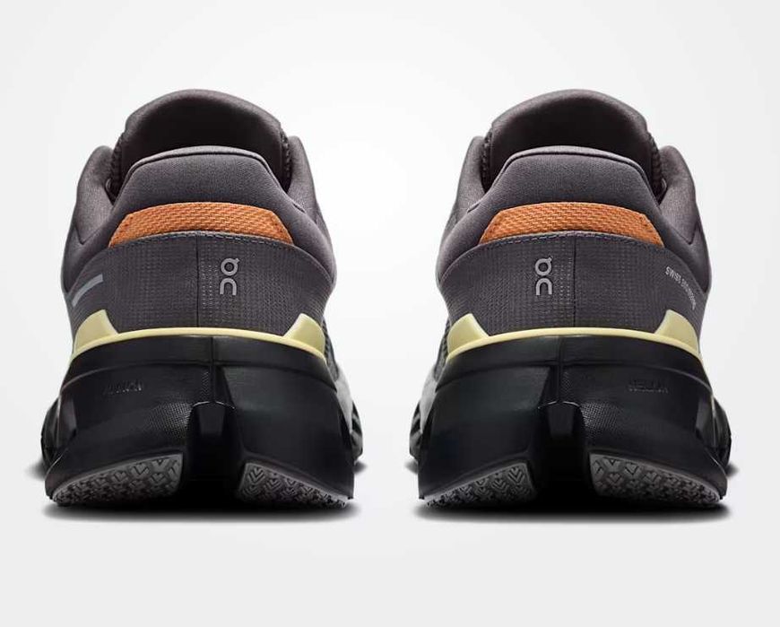 Оригинальные кроссовки ON Cloudrunner 2, размер: 40.5