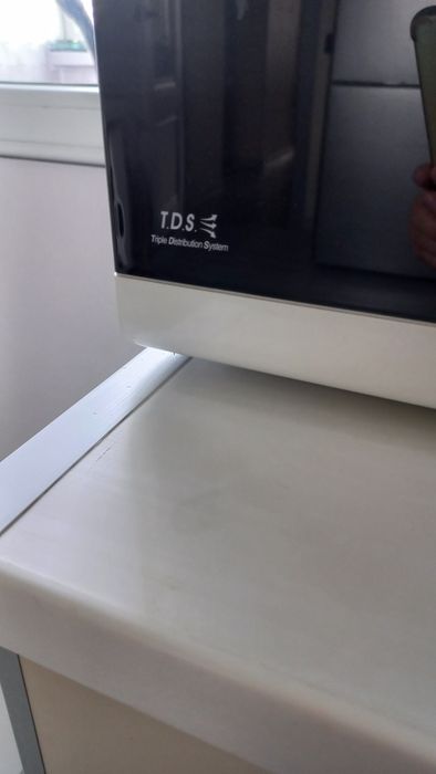 Микроволновка  SAMSUNG