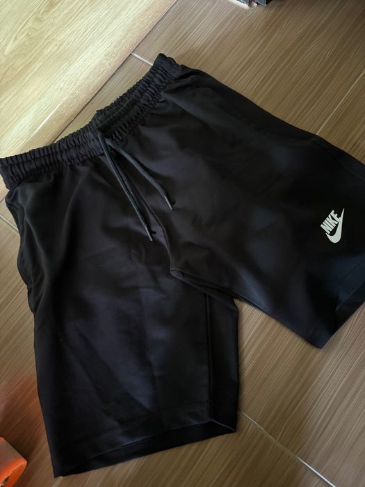 НОВ комплект Nike