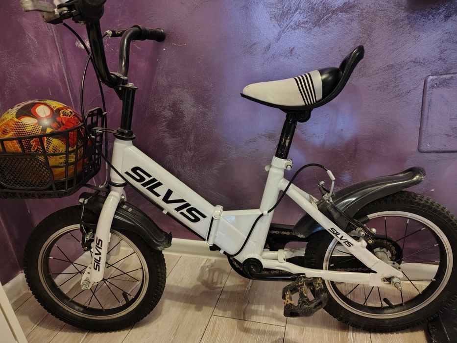 Bicicletă vârstă pentru copii 5 ani
