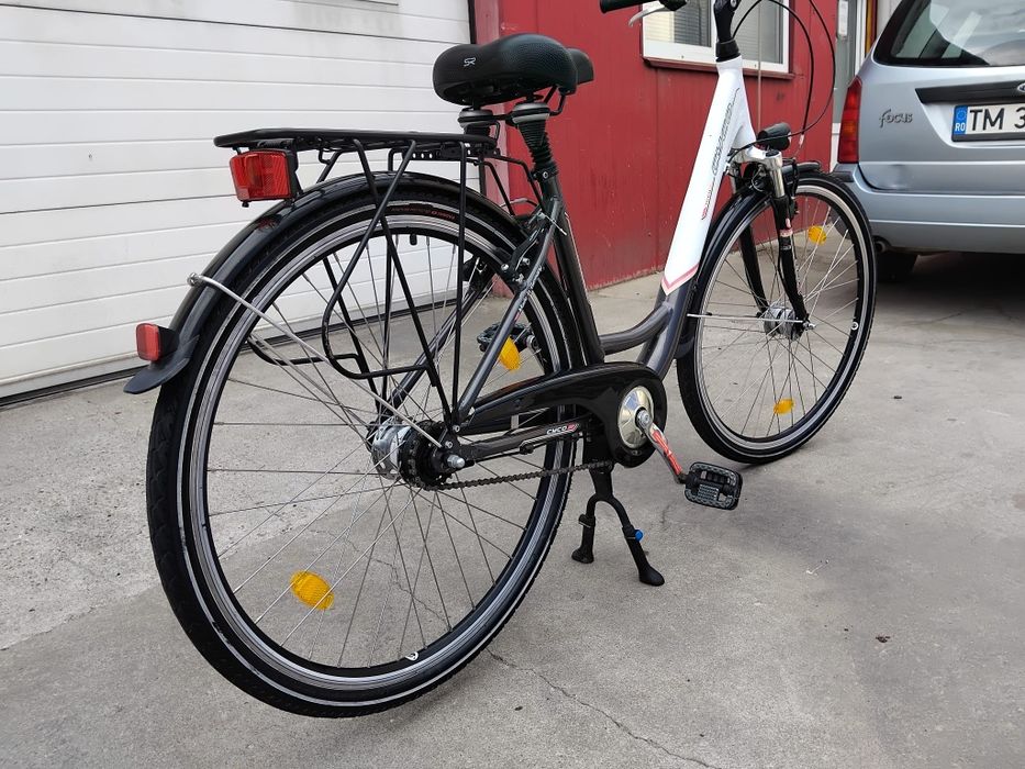 Vând bicicleta din aluminiu pentru damă