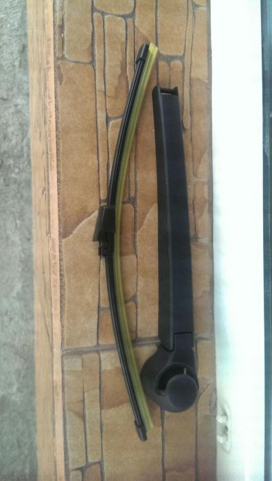 Задно рамо с чистачка за VW GOLF 5,6 и VW POLO 9N /01-09/голф,поло