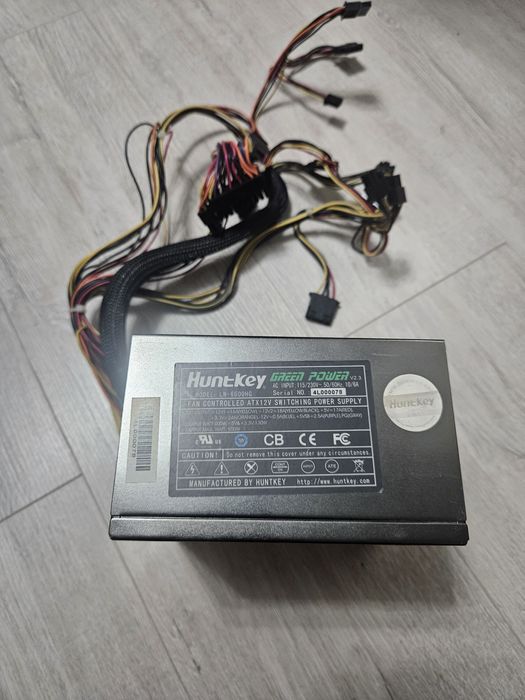 Продам блок питания Huntkey Green Power