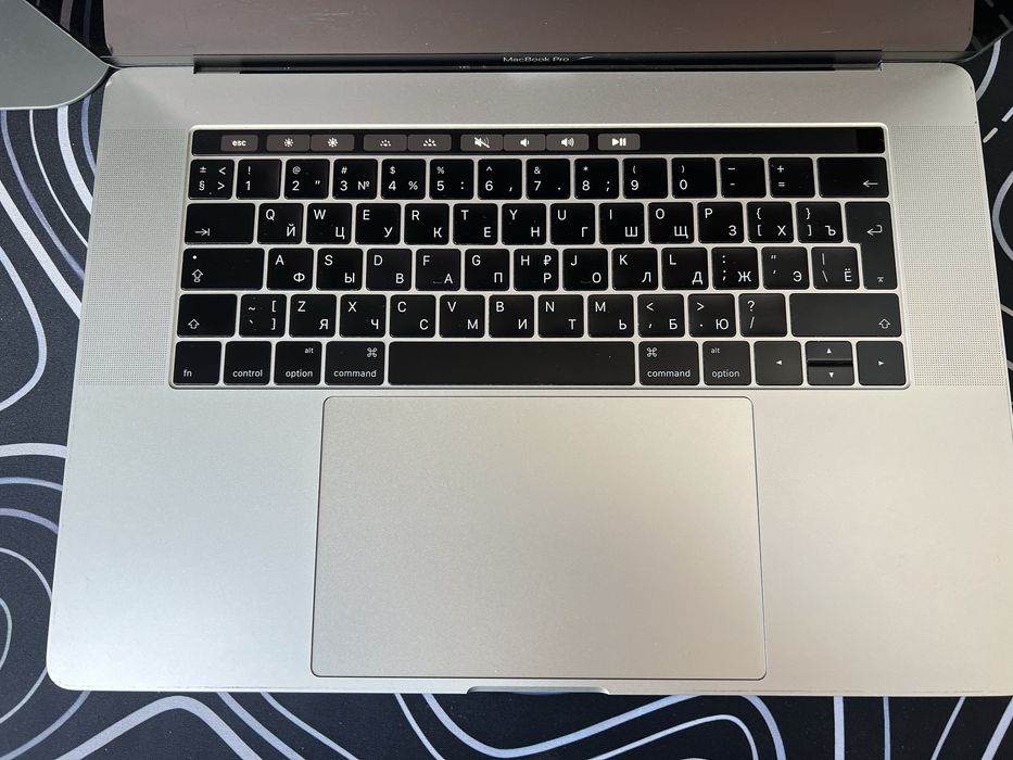 Macbook Pro A1707 15 дюймов