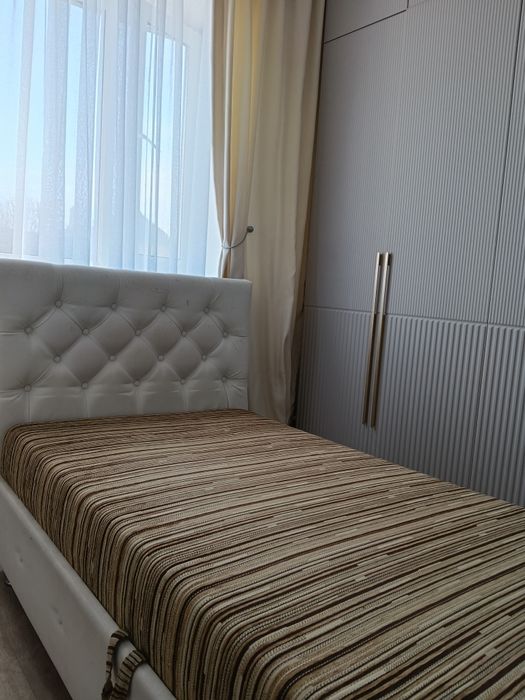 Кровать эко кожа