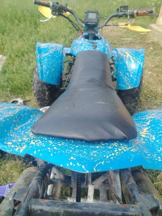 Vând ATV 250cc defect