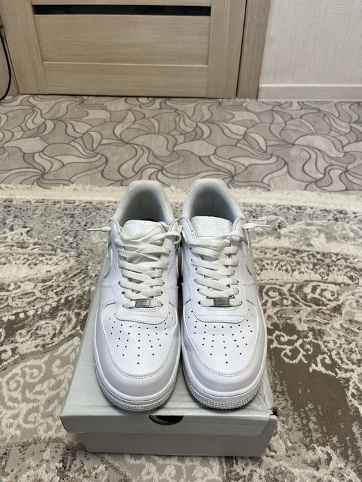 Nike Air Force 1 White