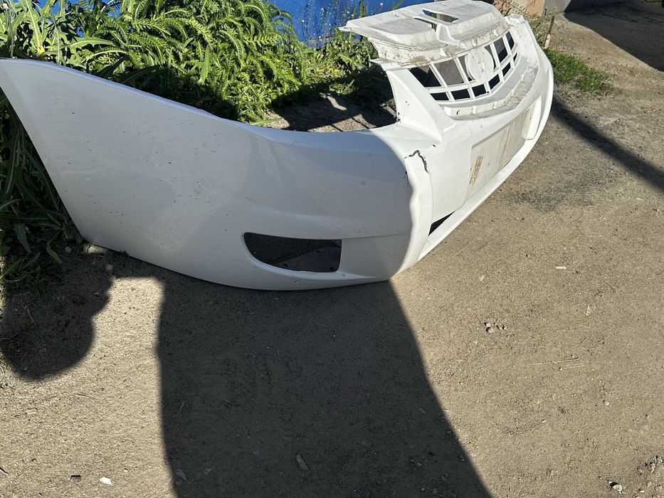 Продам бампер приора 2
