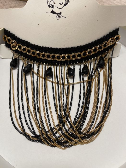 Бижита-колиета, гривни, обеци. Всяко по 5€