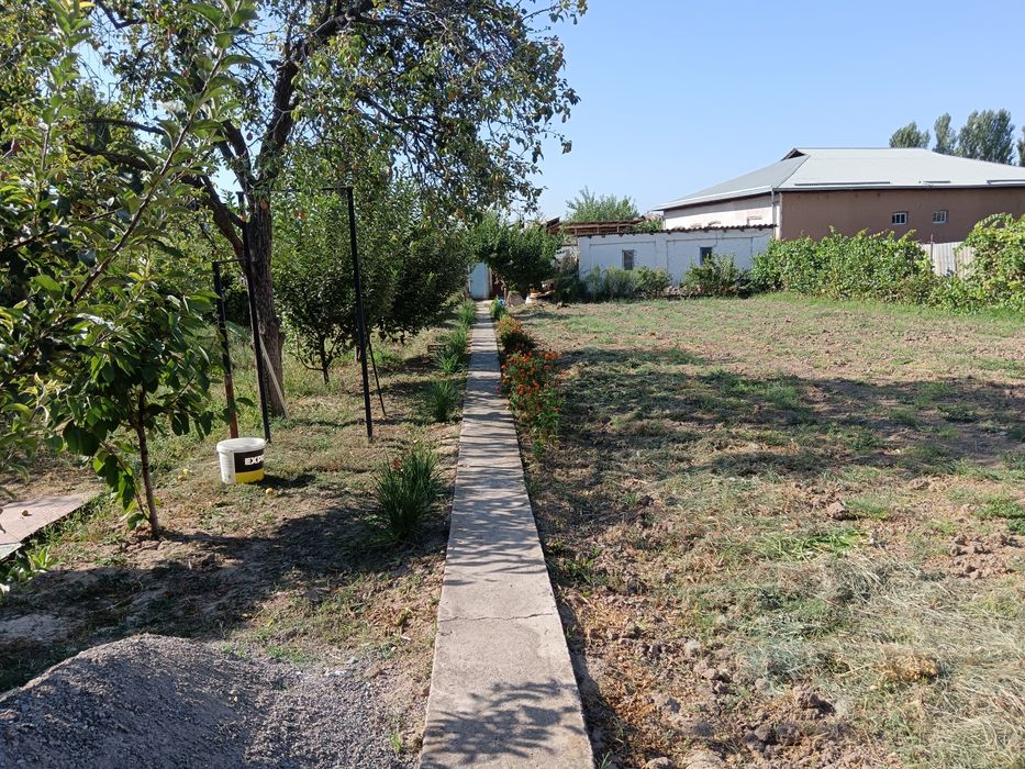 Прадаёдся участок