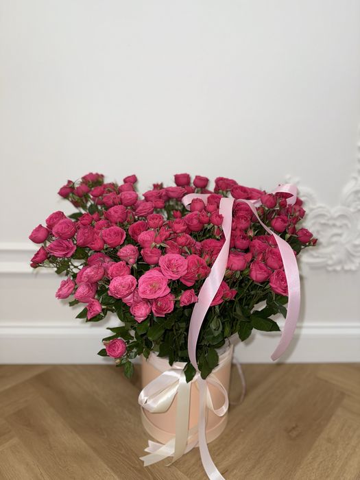 Свежие очень красивый цветы.