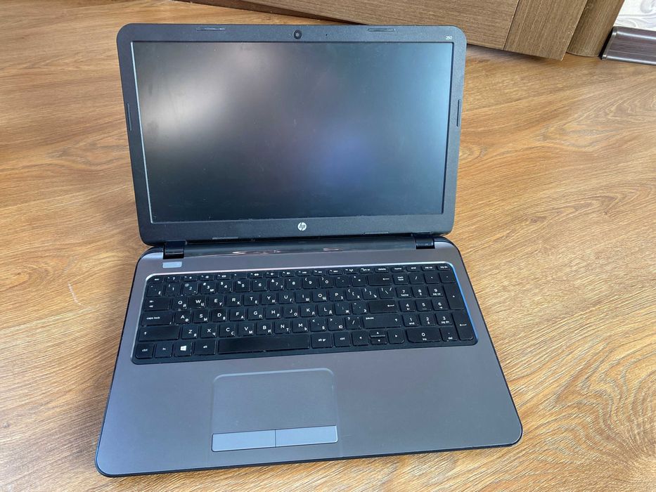 ноутбук HP 250 G3
