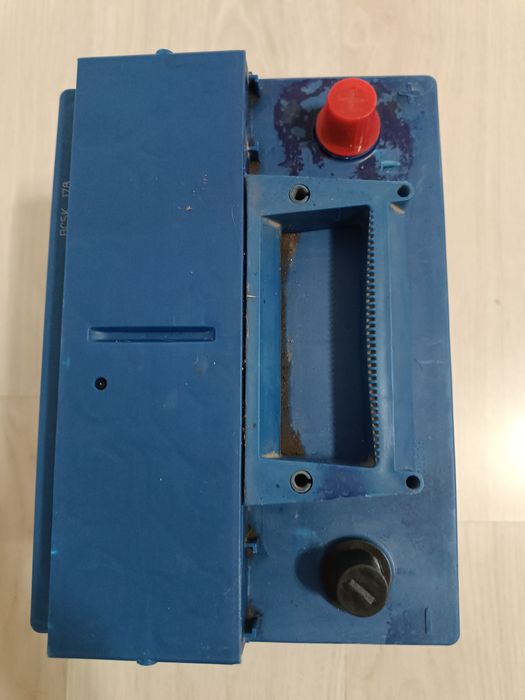 Продам аккумулятор BOSCH