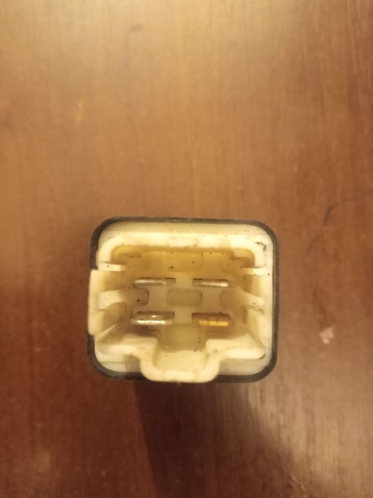 Реле фара регулирятор шкала Т18