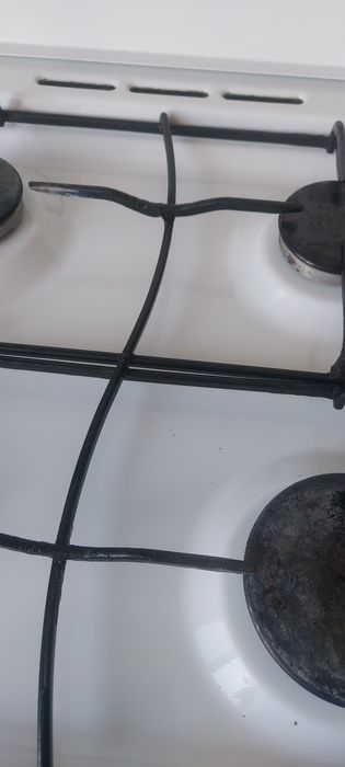 Продам газовую плиту