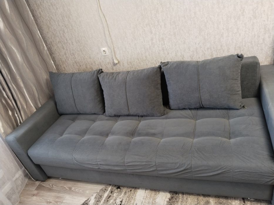 Продам диван    .
