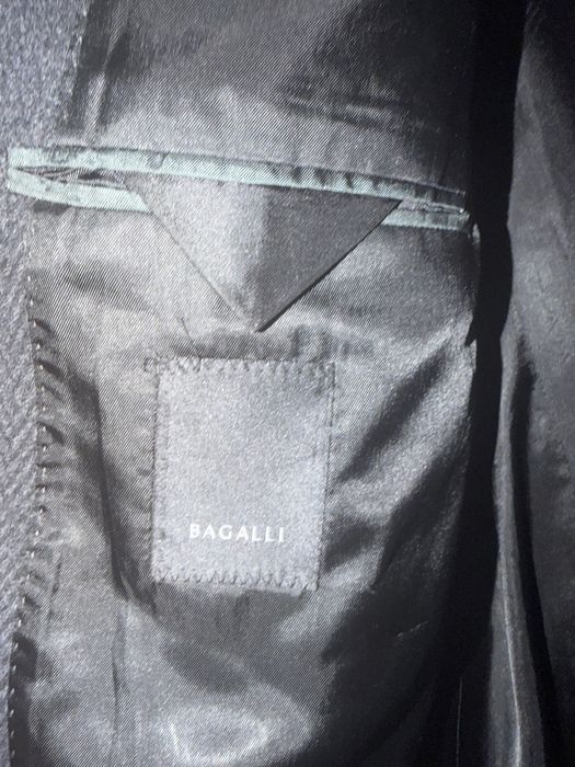 Пальто BAGALLI в отличном состоянии