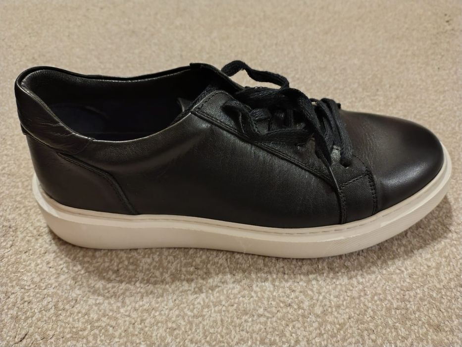 Носени веднъж! истинска кожа обувки Мoni (43 номер)