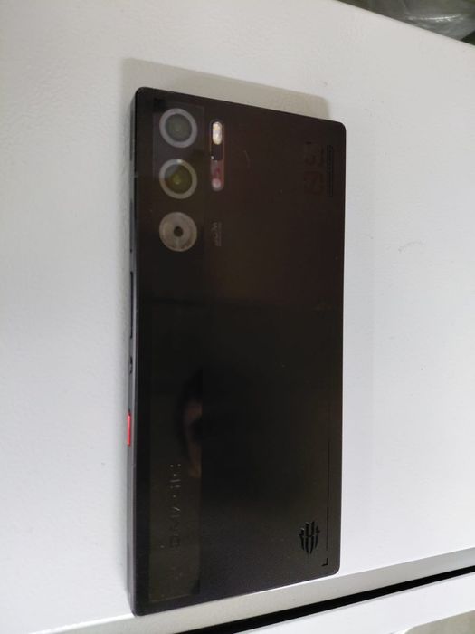 Nubia Red Magic 9 pro 12/256