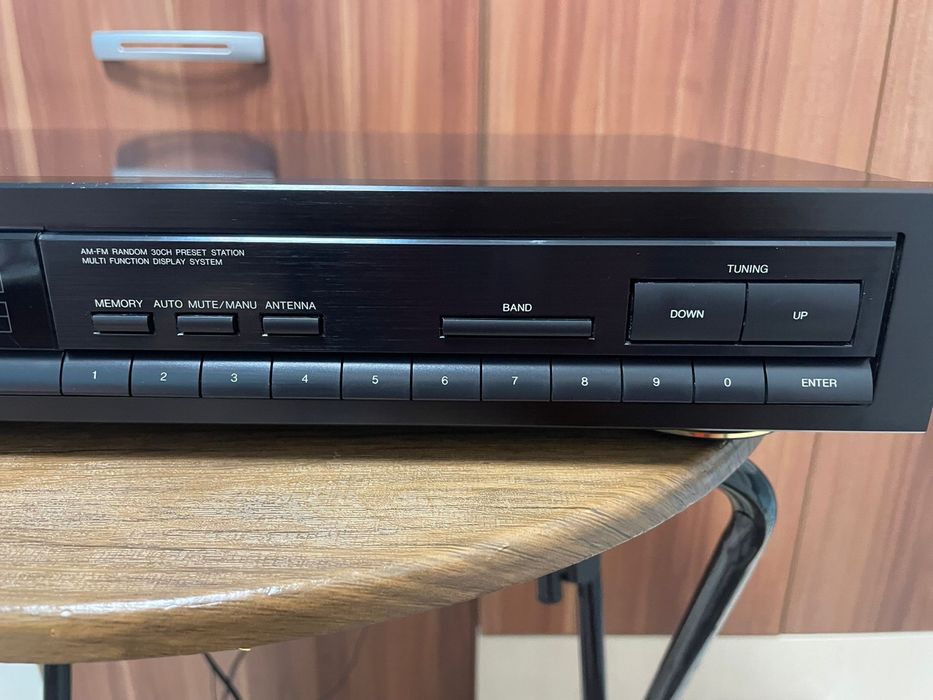 Denon TU-460 Stereo Tuner FM/AM