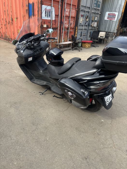 Продам махси скутер