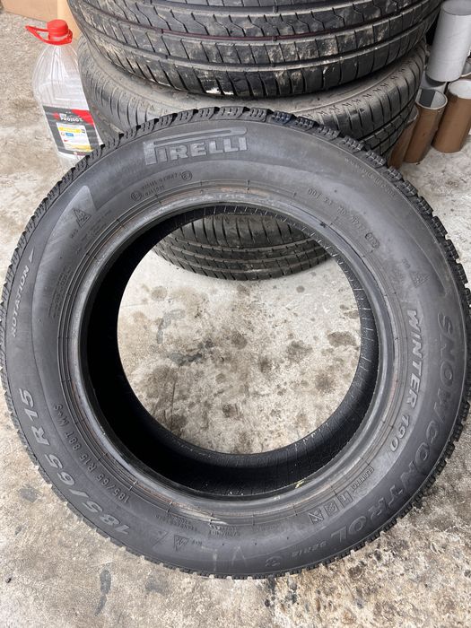 2 anvelope iarna 185/65/15 , Pirelli . DOT 2022 , 5.8 mm