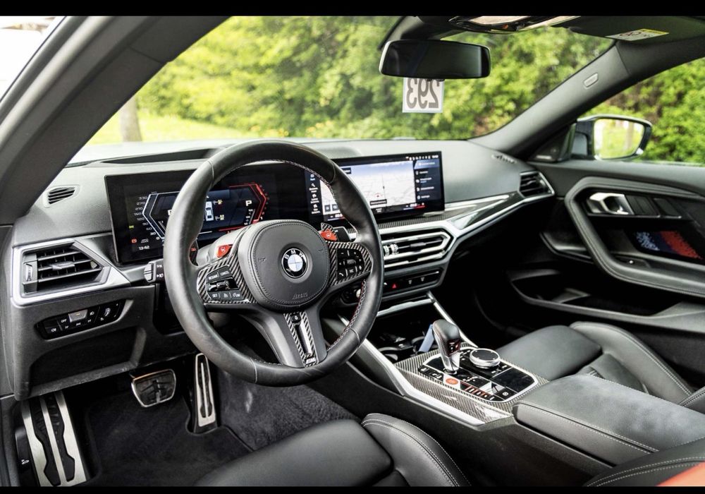 BMW M2 G87 под наем за фотосесии, реклами и видеоклипове