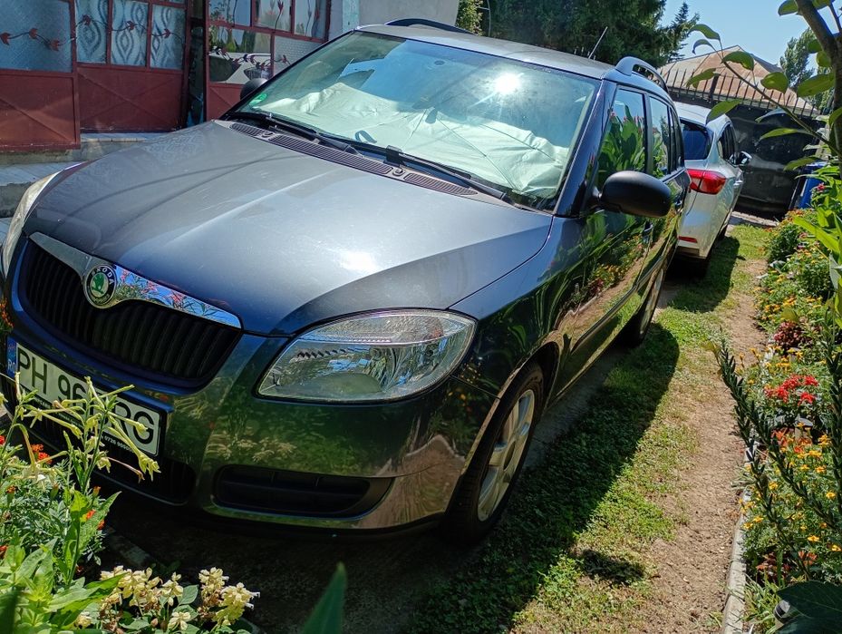 Vând Skoda Fabia 2