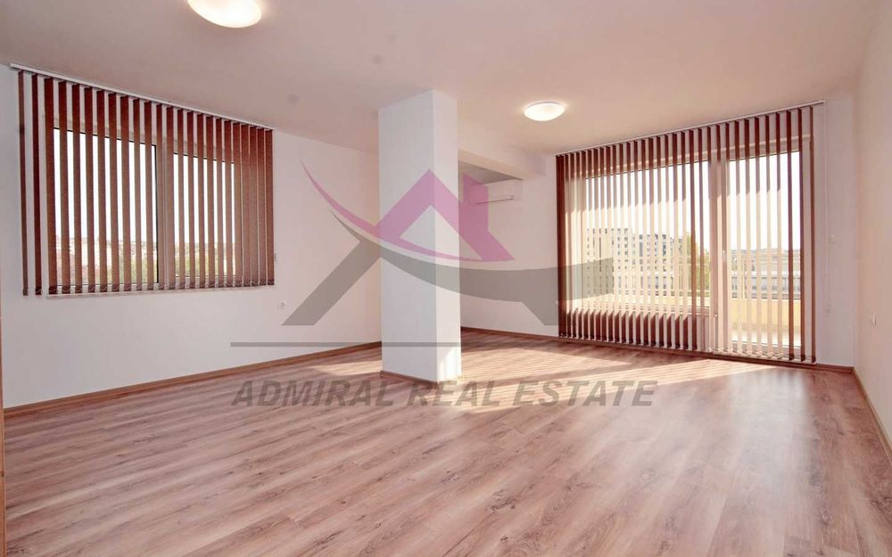 Дава се под наем Офис в Варна, Гранд Мол Варна - 108 кв.м за 648 € - Снимка #1