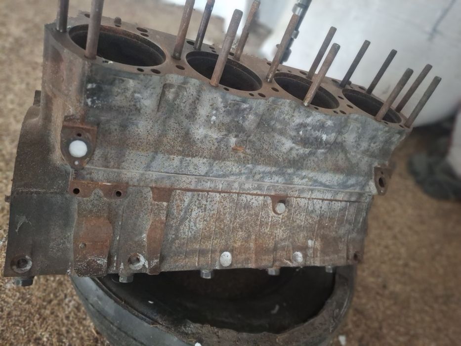 Продам блок цилиндров ямз 238