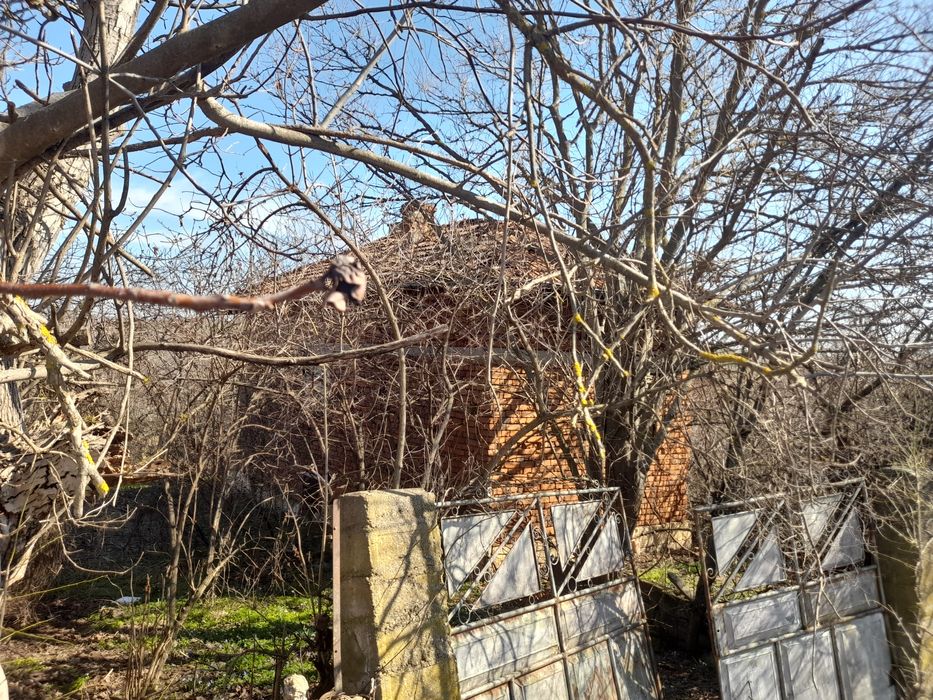 Къща с. Старо село,общ. Тутракан