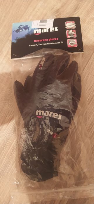 Перчатки для подводной охоты