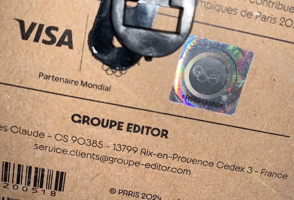 Etichete bagaje oficiale Jocurile Olimpice Paris 2024 cu hologramă