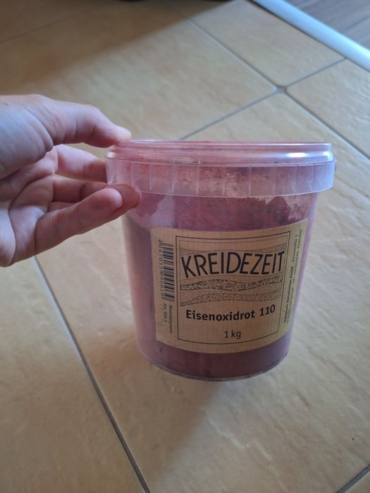 Pigment oxid de fier rosu