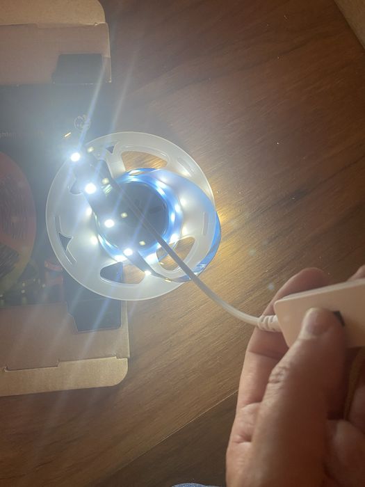 Banda luminoasaLED, adeziva, cu intrerupator