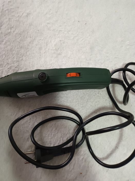 Freza electrica pentru diverse materiale