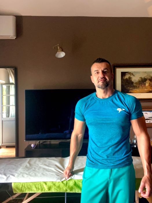 Salon central ( Sau masaj la domiciliu)