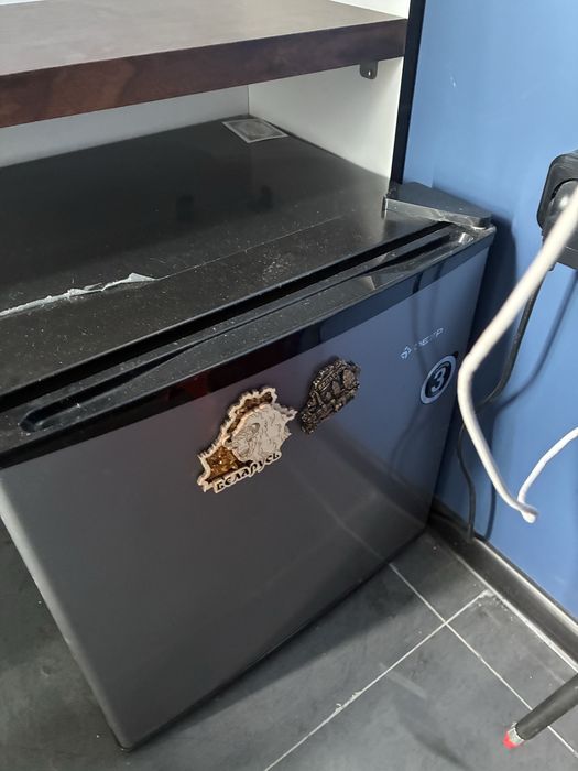 Продается мини холодильник