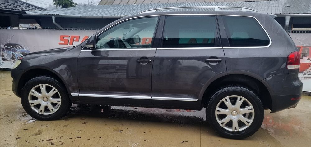 Touareg  2,5l  an  2009manuala